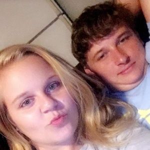 Meet your Posher, Brittney